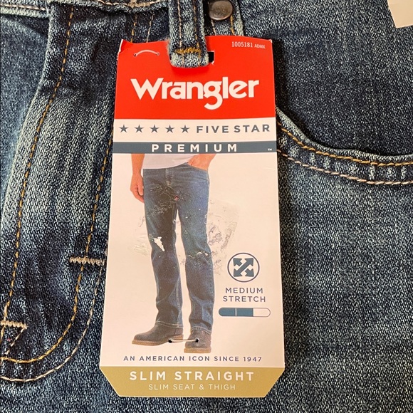 Wrangler Other - Wrangler Men's Slim Straight Jeans. 28 x 30. NWT.
